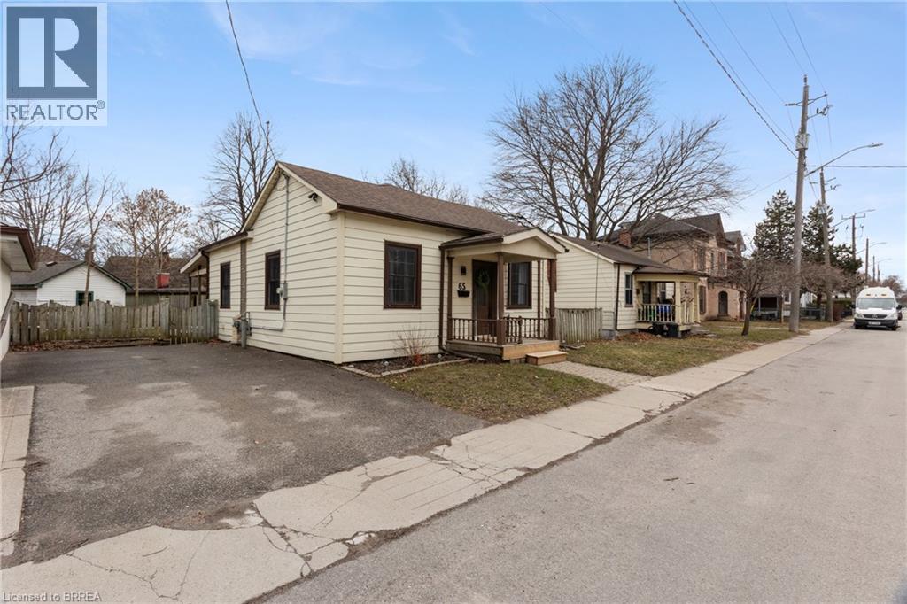 65 Palace Street, Brantford, Ontario  N3T 3W8 - Photo 3 - 40810687