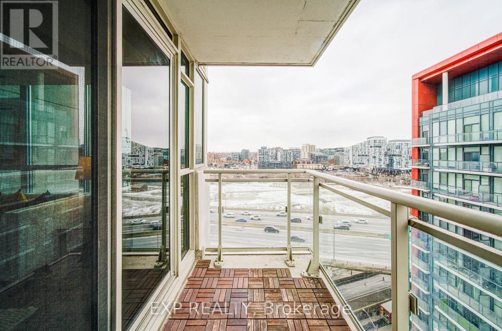 2028 - 38 Grand Magazine Street, Toronto, Ontario  M5V 0C2 - Photo 28 - C12895474