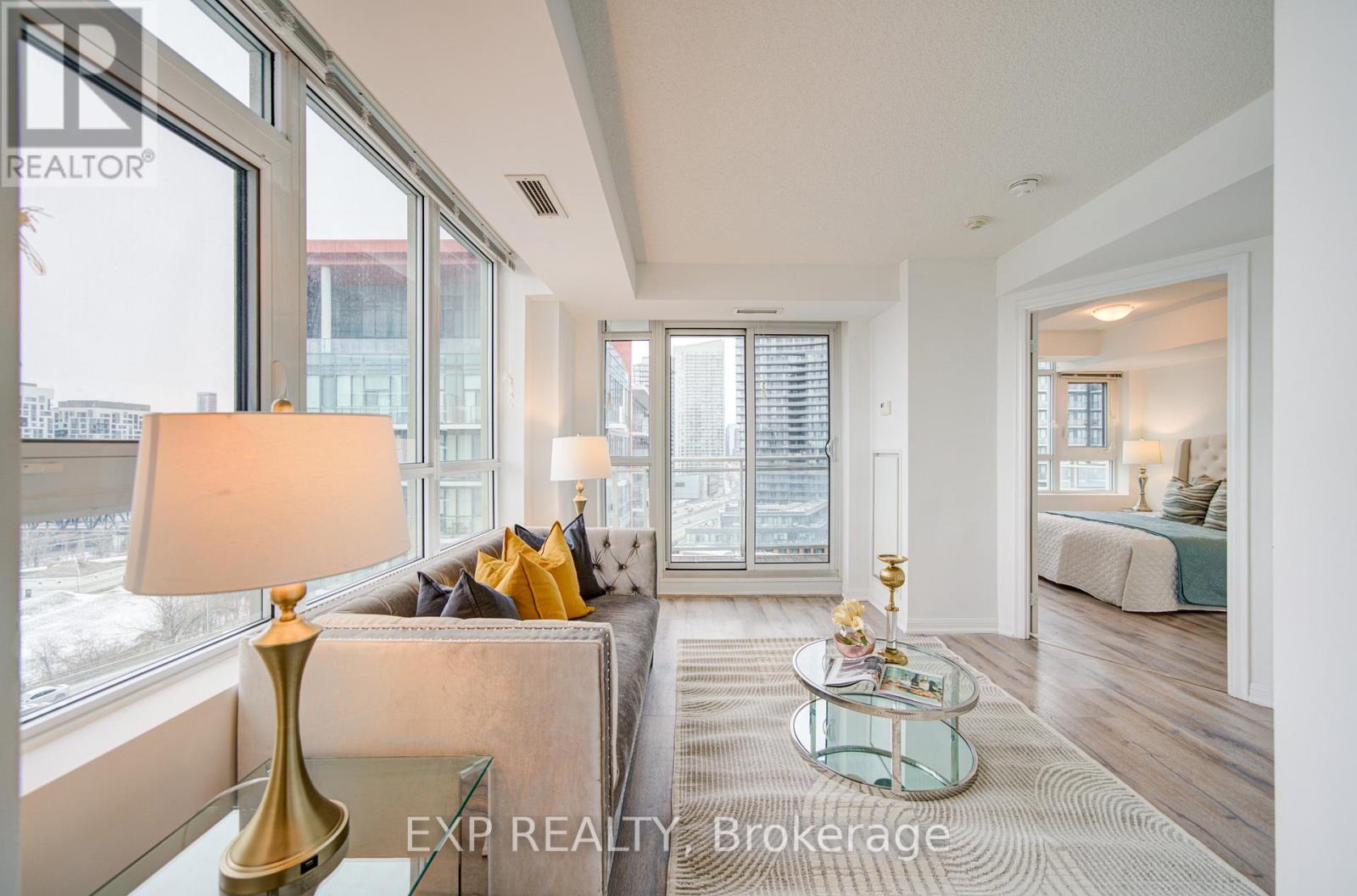 2028 - 38 Grand Magazine Street, Toronto, Ontario  M5V 0C2 - Photo 6 - C12895474