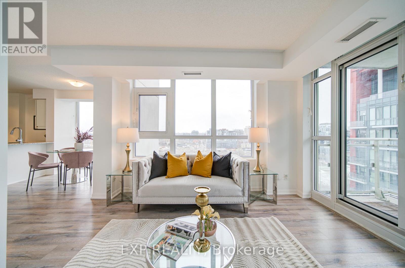 2028 - 38 Grand Magazine Street, Toronto, Ontario  M5V 0C2 - Photo 7 - C12895474