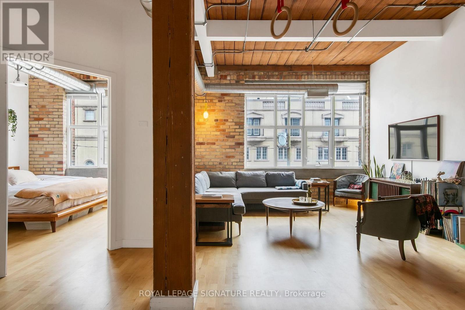 316 - 955 QUEEN STREET W, Toronto, Ontario