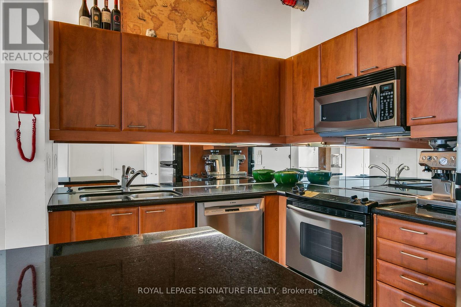 316 - 955 Queen Street W, Toronto, Ontario  M6J 3X5 - Photo 13 - C12895490