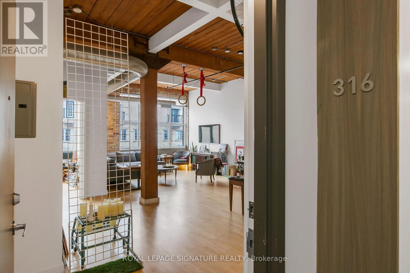 316 - 955 Queen Street W, Toronto, Ontario  M6J 3X5 - Photo 2 - C12895490