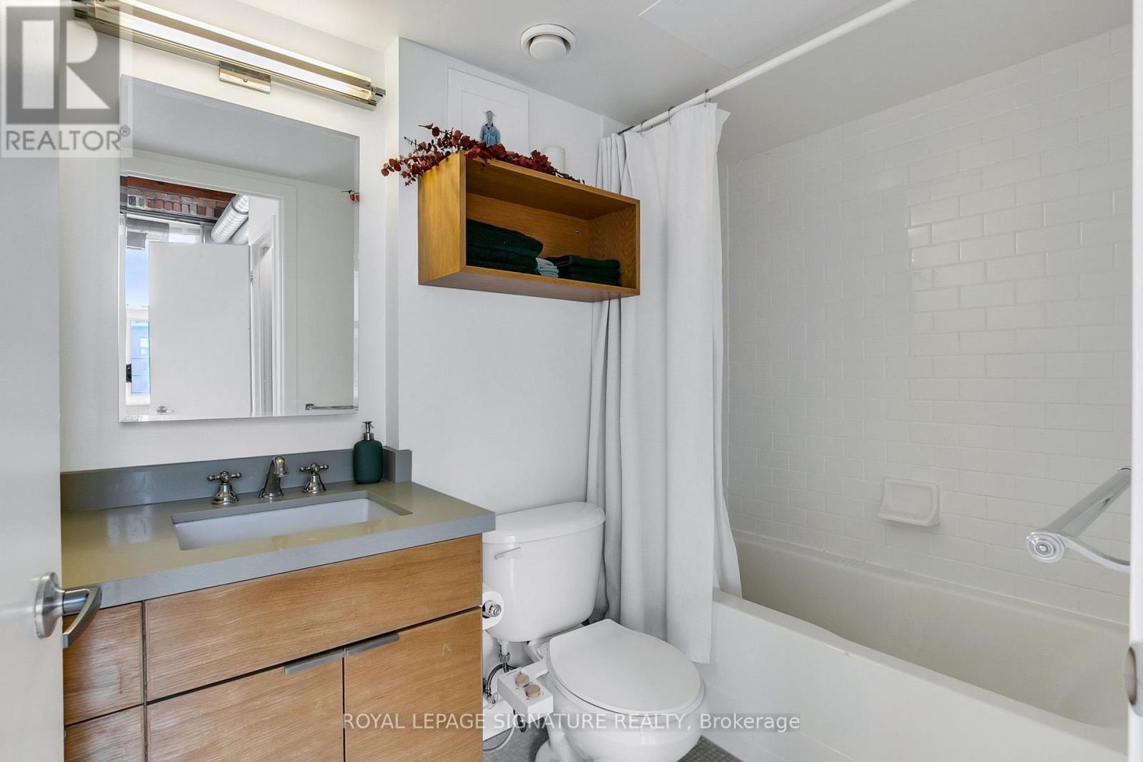 316 - 955 Queen Street W, Toronto, Ontario  M6J 3X5 - Photo 22 - C12895490