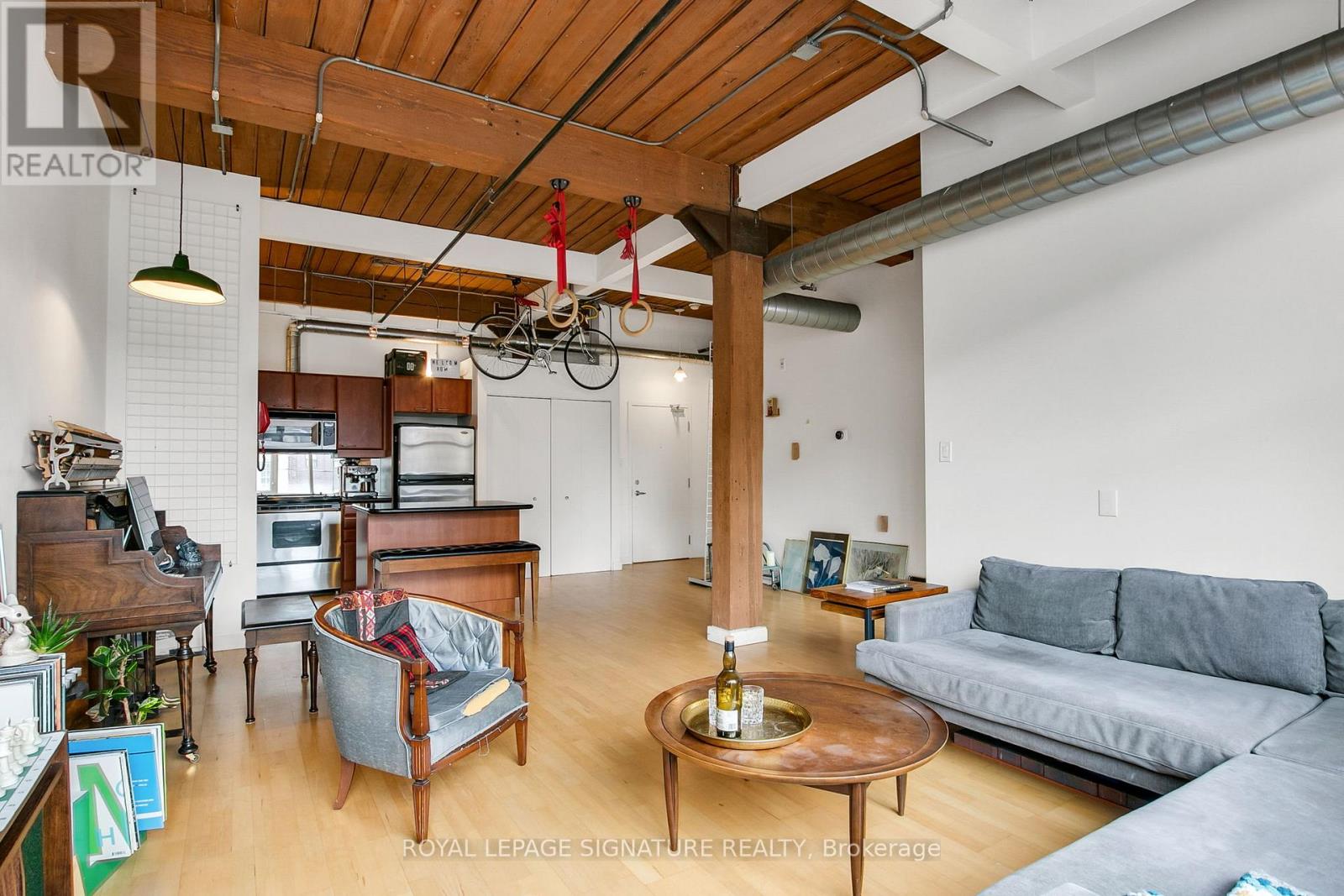 316 - 955 Queen Street W, Toronto, Ontario  M6J 3X5 - Photo 8 - C12895490