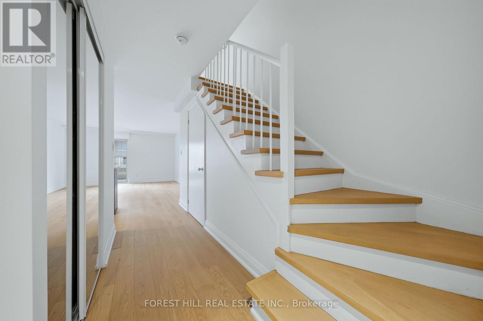 631 - 139 Merton Street, Toronto, Ontario  M4S 3G7 - Photo 2 - C12895524