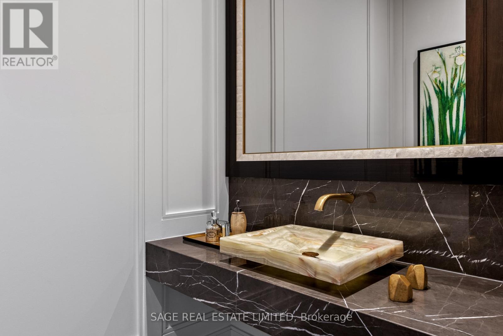 11 Ridgewood Road, Toronto, Ontario  M5P 1T4 - Photo 16 - C12895606