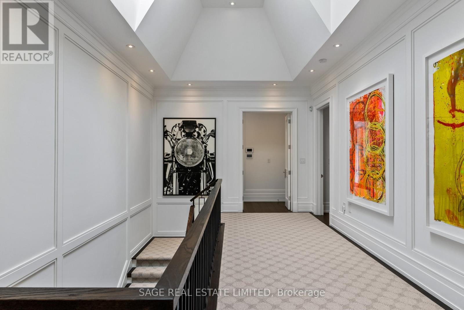 11 Ridgewood Road, Toronto, Ontario  M5P 1T4 - Photo 25 - C12895606