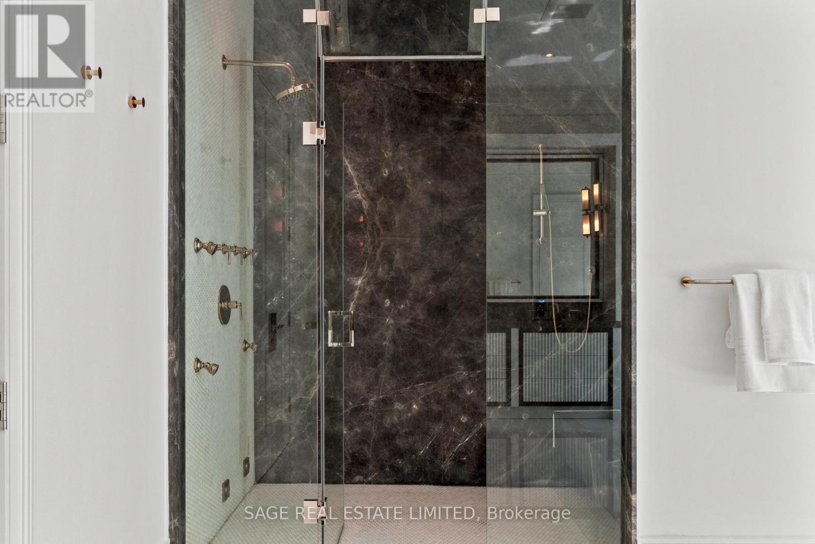 11 Ridgewood Road, Toronto, Ontario  M5P 1T4 - Photo 30 - C12895606