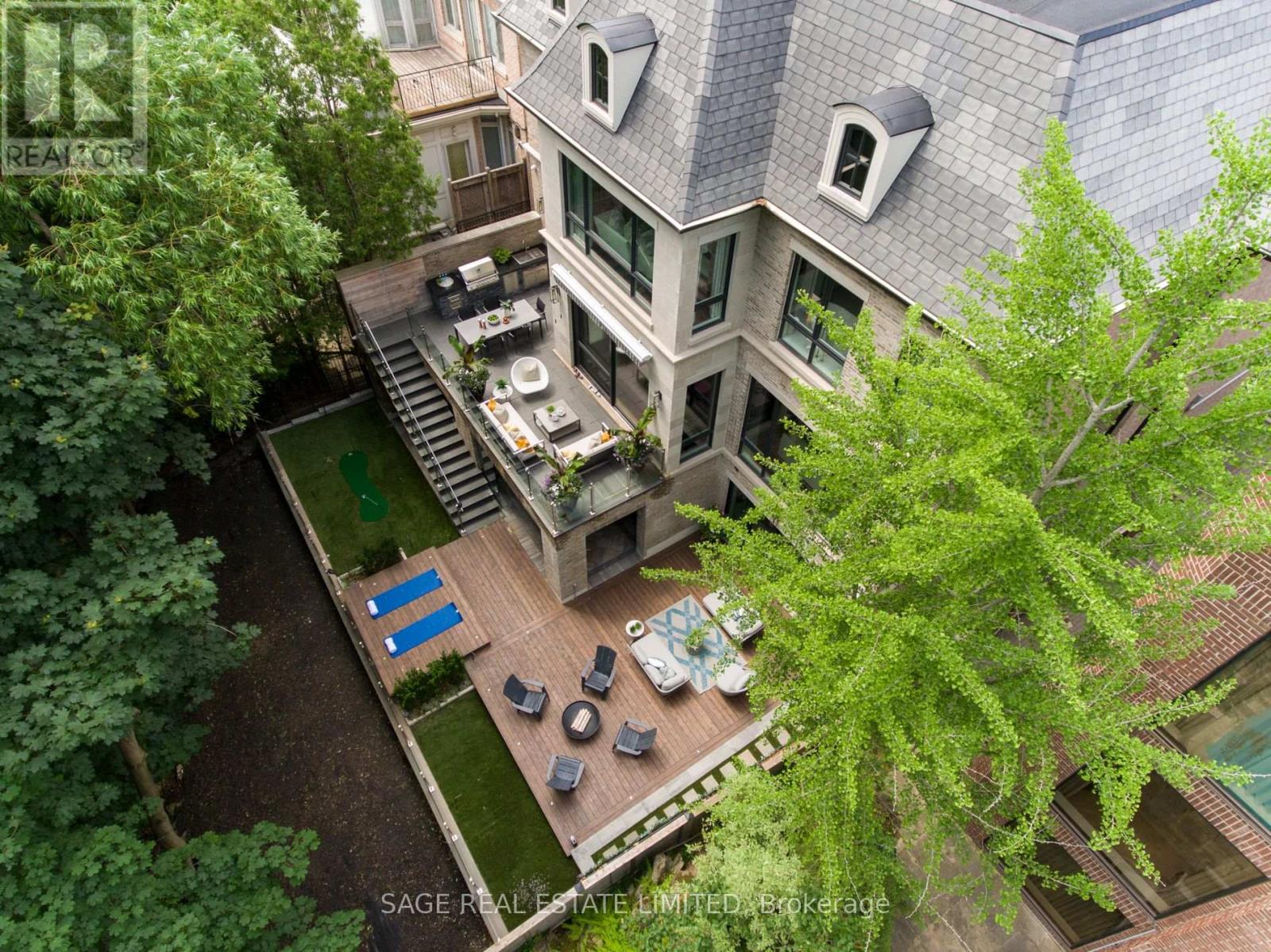 11 Ridgewood Road, Toronto, Ontario  M5P 1T4 - Photo 49 - C12895606