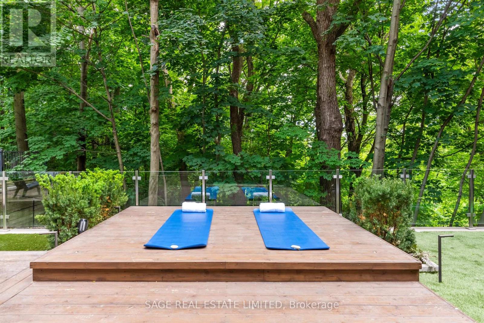 11 Ridgewood Road, Toronto, Ontario  M5P 1T4 - Photo 5 - C12895606