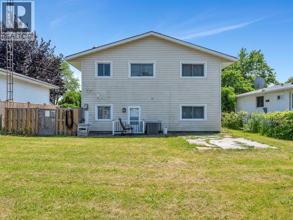 10670 Lambeth Road, Windsor, Ontario  N8R 1C9 - Photo 33 - 26005614