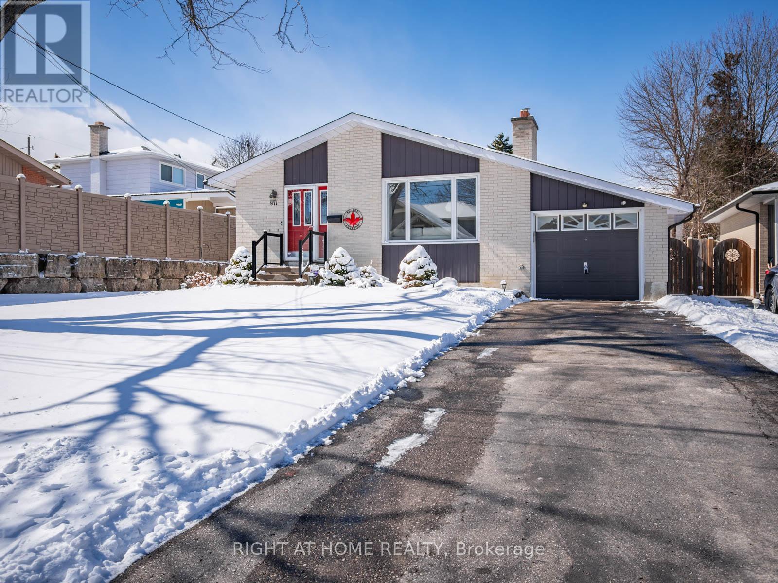 971 ESSA CRESCENT, Pickering, Ontario