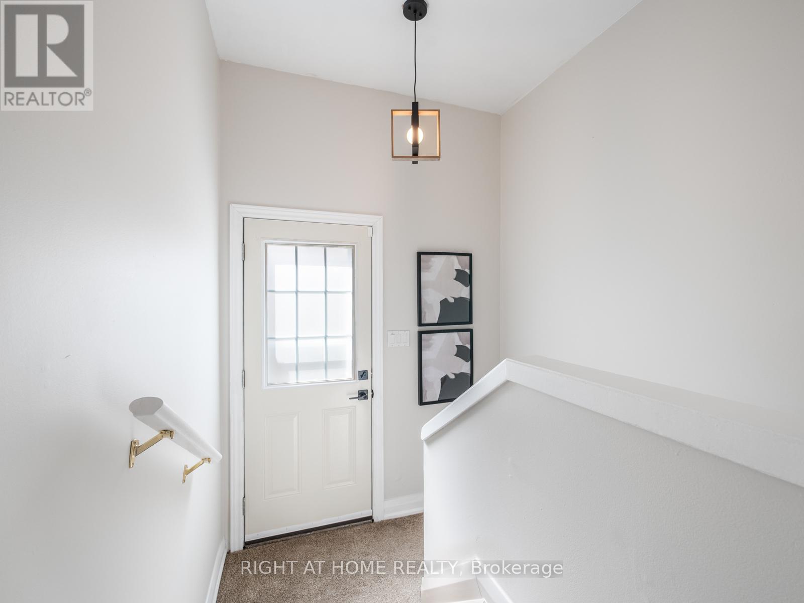 971 Essa Crescent, Pickering, Ontario  L1W 2J2 - Photo 18 - E12895486