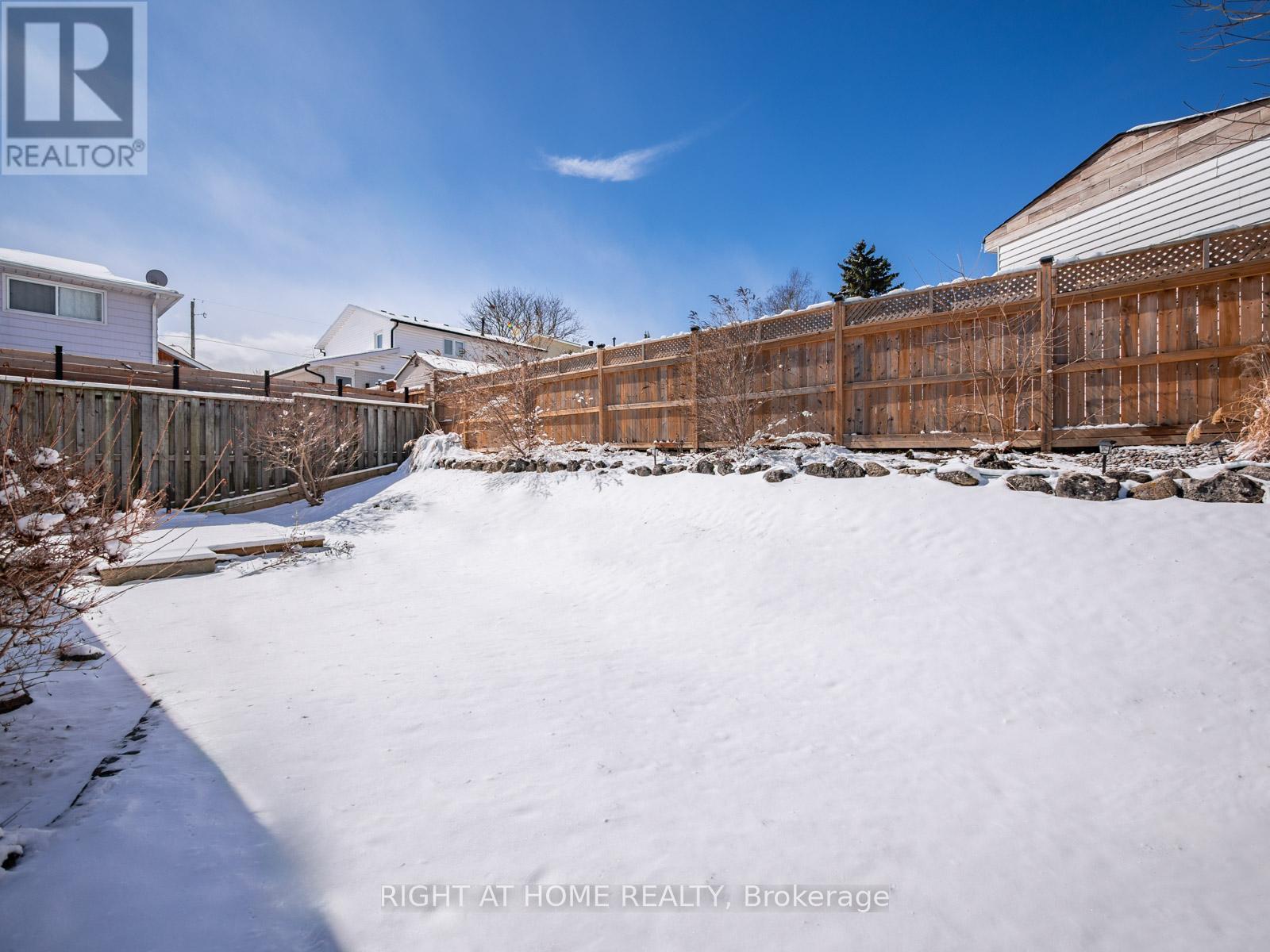 971 Essa Crescent, Pickering, Ontario  L1W 2J2 - Photo 28 - E12895486