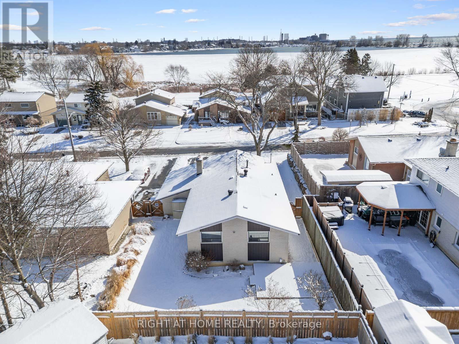 971 Essa Crescent, Pickering, Ontario  L1W 2J2 - Photo 29 - E12895486