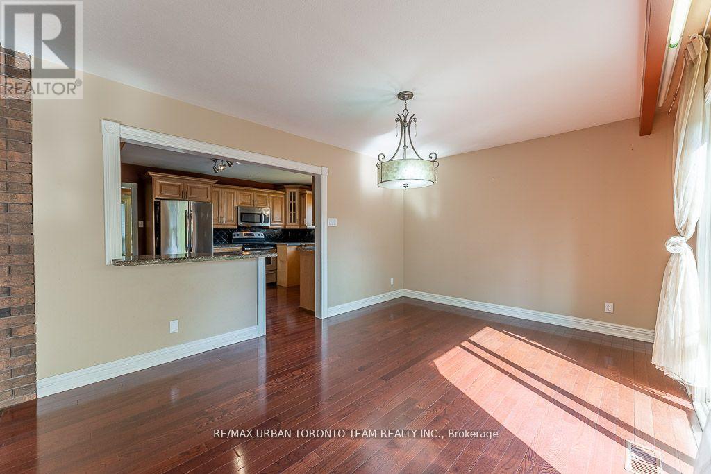 35 Brumwell Street, Toronto (Centennial Scarborough), Ontario  M1C 2K7 - Photo 7 - E12895576