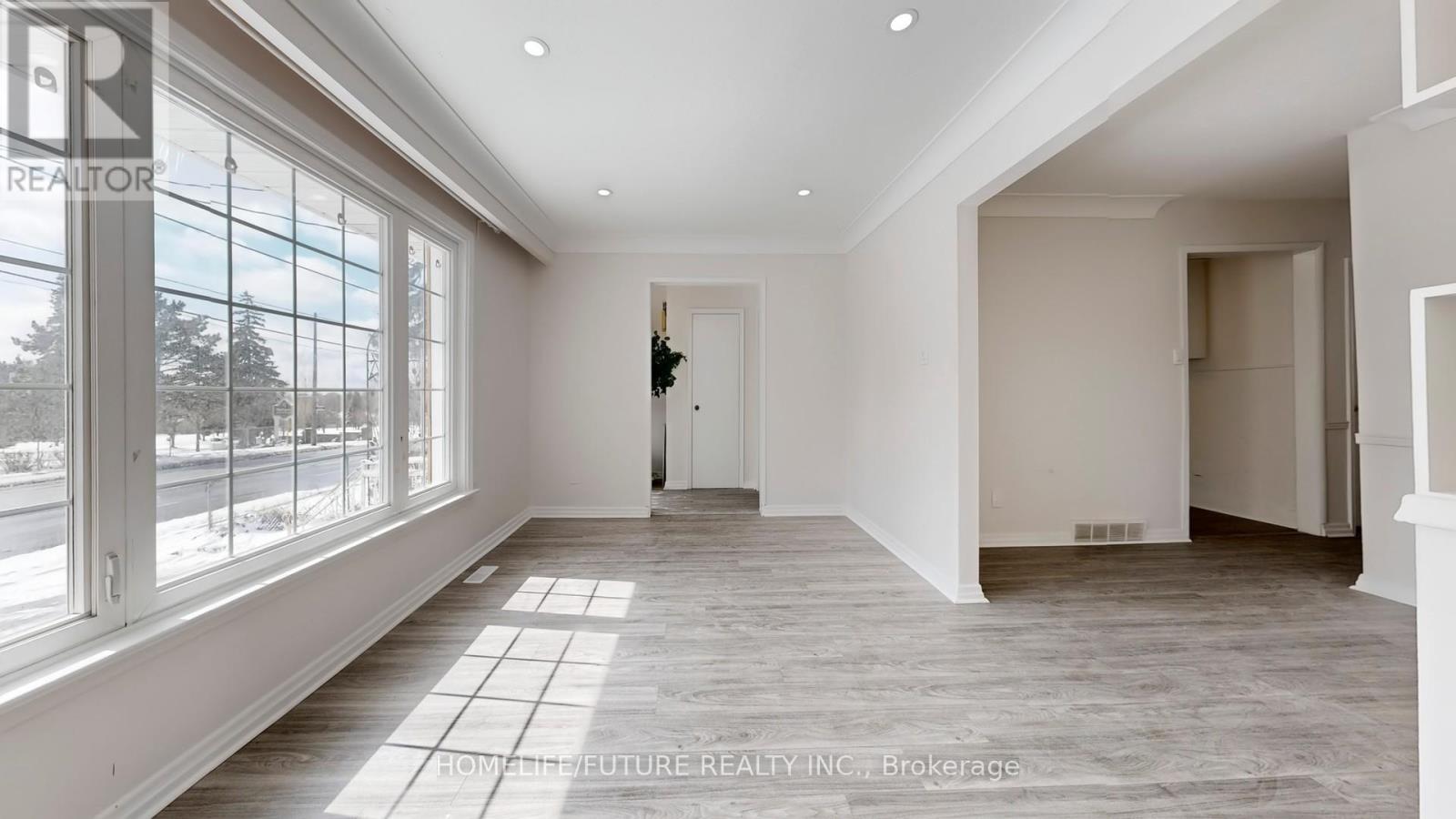 Main - 3732 St Clair Avenue E, Toronto, Ontario  M1M 1T7 - Photo 8 - E12895620