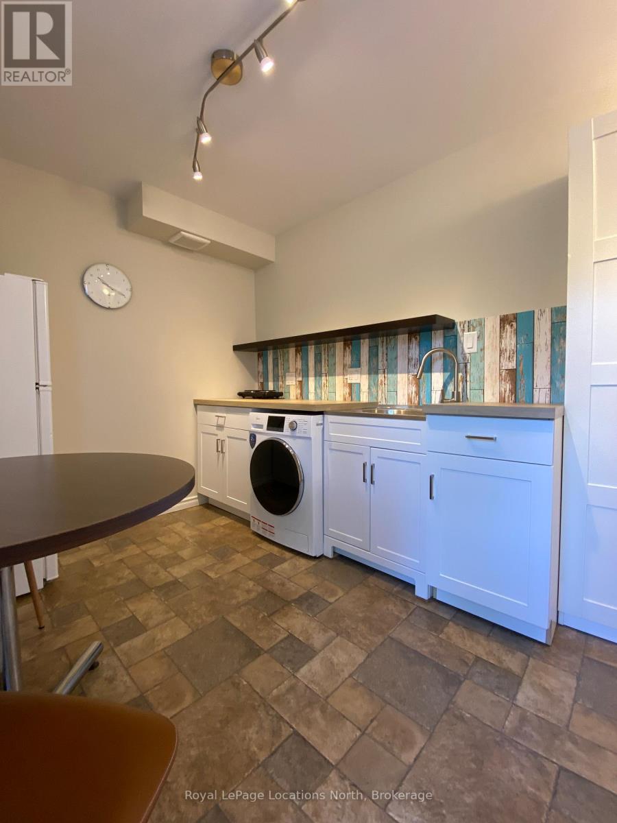 58 Indian Trail W, Collingwood, Ontario  L9Y 0X2 - Photo 9 - S12895468