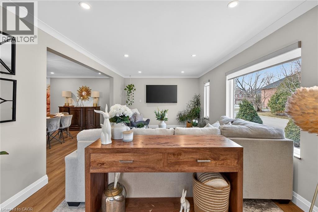 5418 Anthony Place, Burlington, Ontario  L7L 3G8 - Photo 13 - 40810436