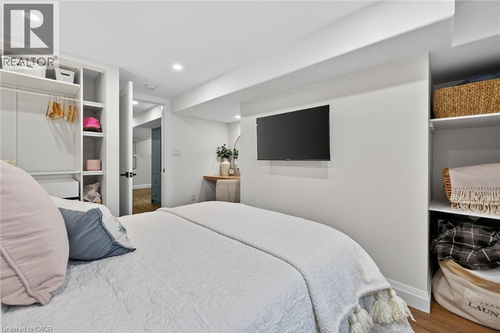 5418 Anthony Place, Burlington, Ontario  L7L 3G8 - Photo 38 - 40810436