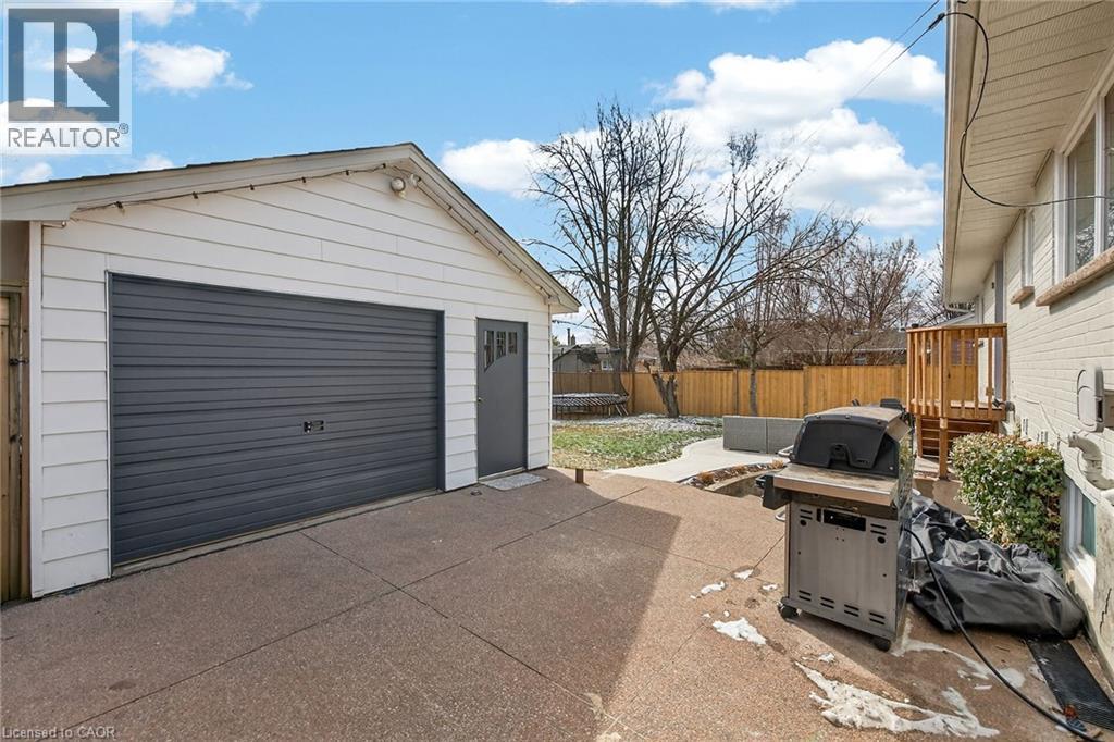 5418 Anthony Place, Burlington, Ontario  L7L 3G8 - Photo 47 - 40810436