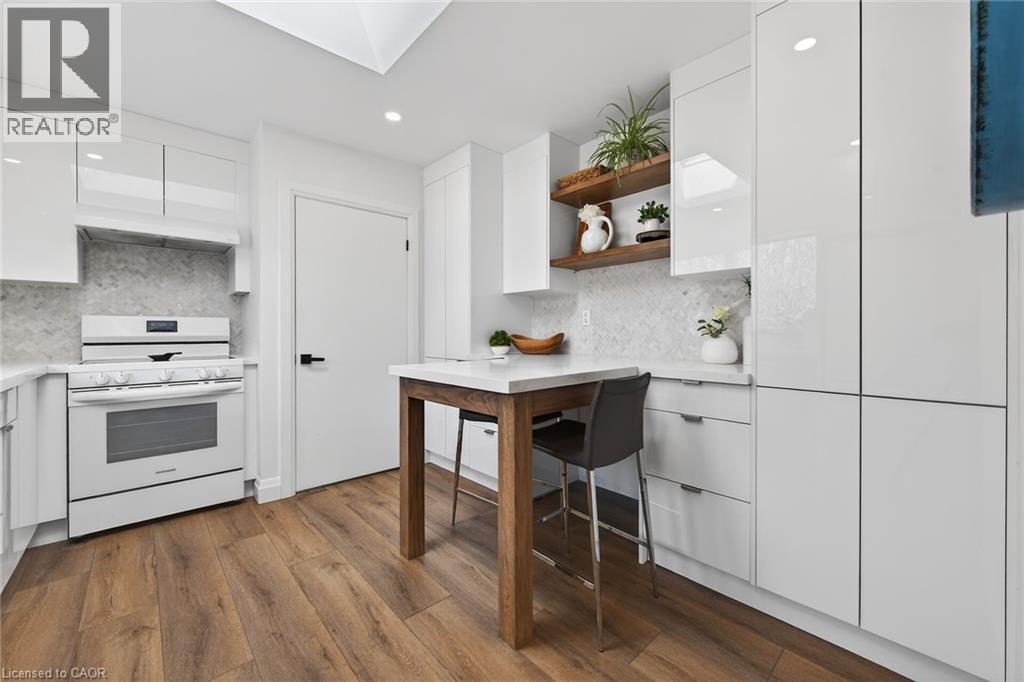 5418 Anthony Place, Burlington, Ontario  L7L 3G8 - Photo 5 - 40810436