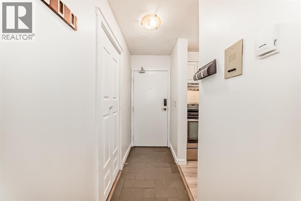 3307, 393 Patterson Hill Sw, Calgary, Alberta  T3H 2P4 - Photo 3 - A2265356