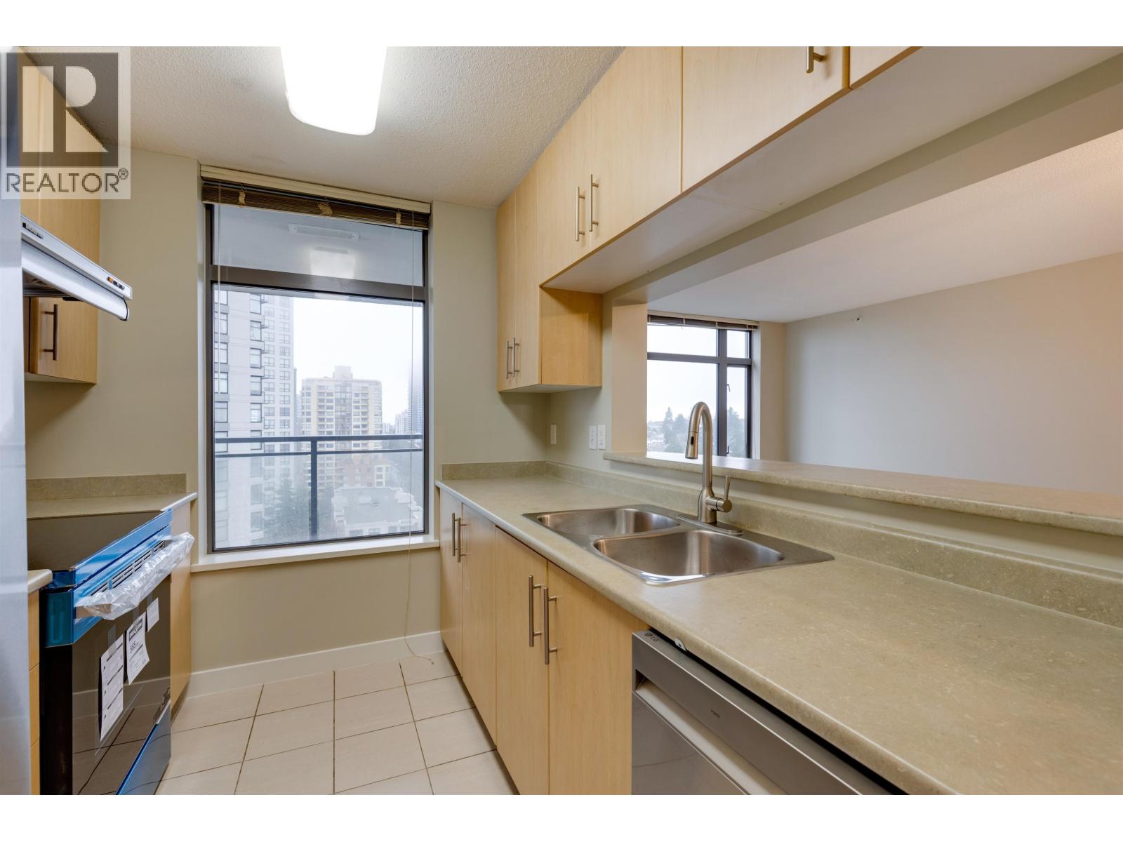 1202 3660 Vanness Avenue, Vancouver, British Columbia  V5R 6H8 - Photo 9 - R3100334