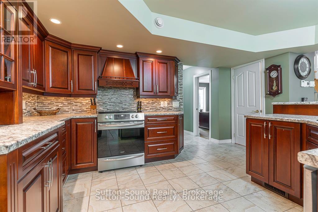 124 Golden Pond Drive, South Bruce Peninsula, Ontario  N0H 2T0 - Photo 16 - X12895590