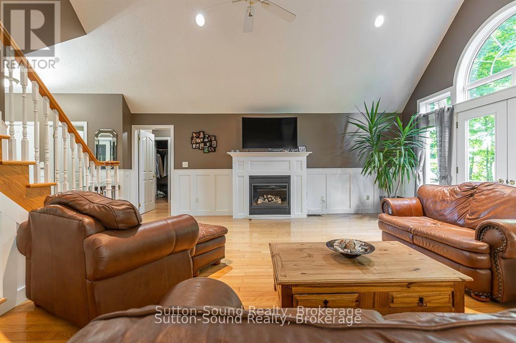 124 Golden Pond Drive, South Bruce Peninsula, Ontario  N0H 2T0 - Photo 9 - X12895590