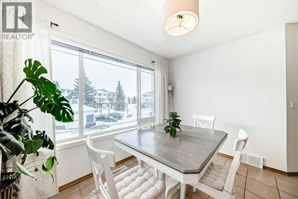 246 Rocky Ridge Court Nw, Calgary, Alberta  T3G 4S8 - Photo 16 - A2288404