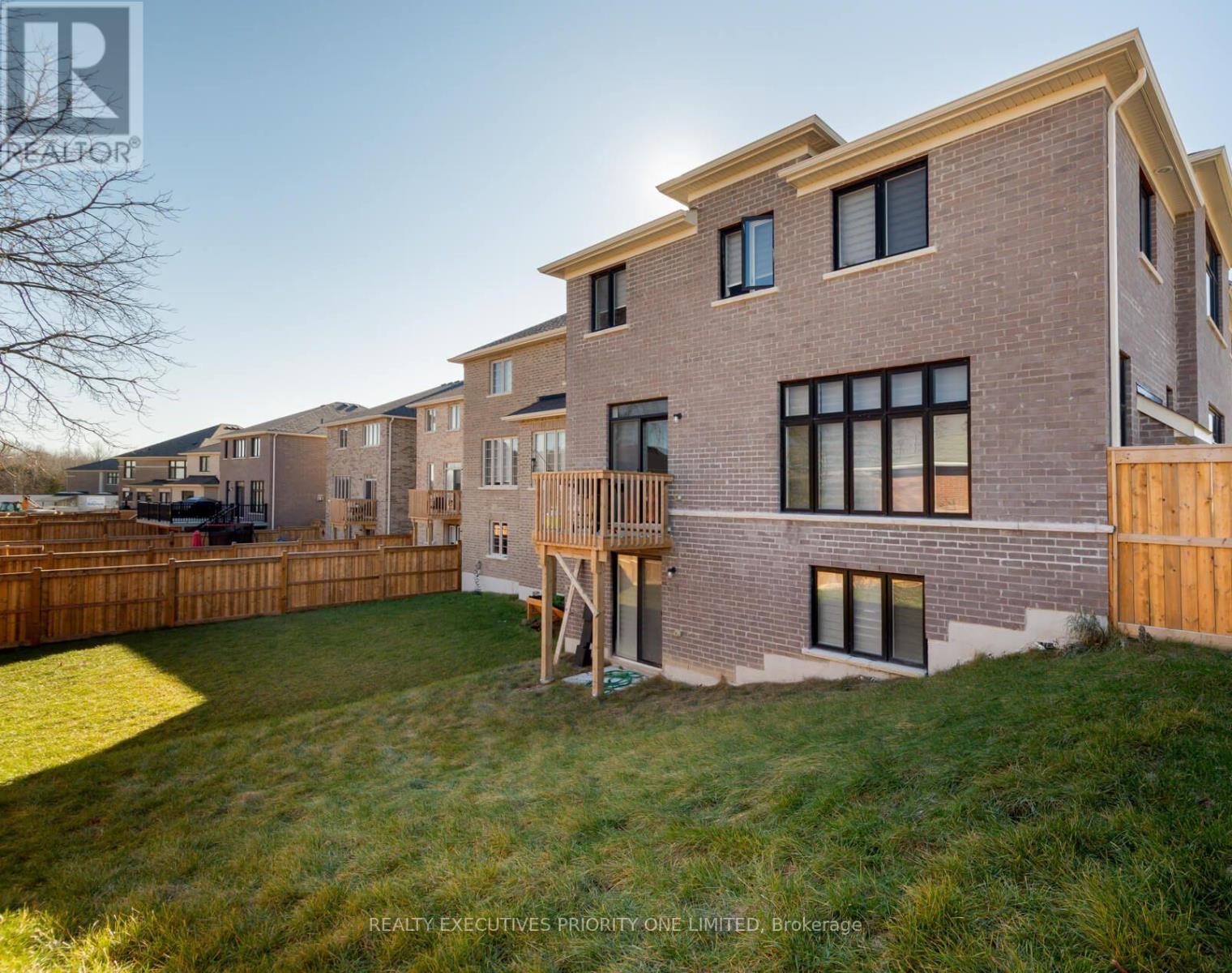 30 Sam Battaglia Crescent, Georgina, Ontario  L0E 1R0 - Photo 26 - N12895482