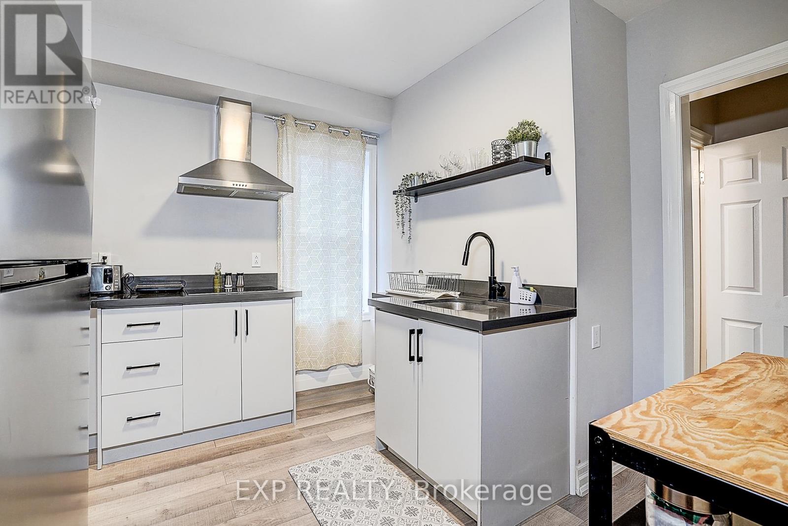 12 Vincent Street, Newmarket, Ontario  L3Y 4G2 - Photo 29 - N12895500