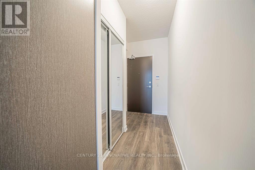 902 - 10 Honeycrisp Crescent, Vaughan (Vaughan Corporate Centre), Ontario  L4K 0M7 - Photo 4 - N12895562