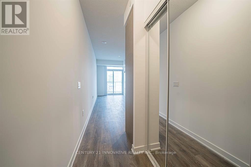 902 - 10 Honeycrisp Crescent, Vaughan (Vaughan Corporate Centre), Ontario  L4K 0M7 - Photo 5 - N12895562