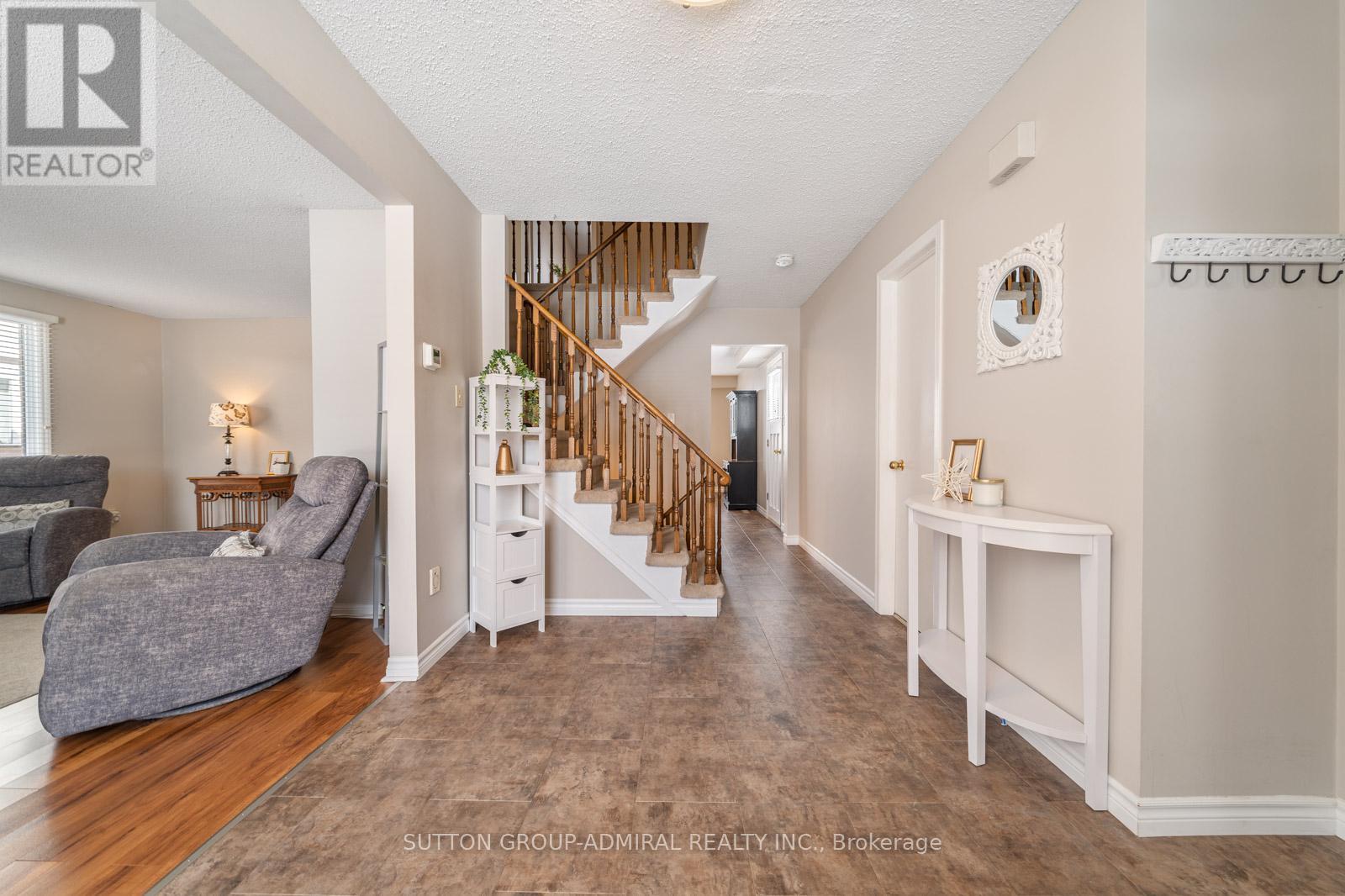 195 Ridge Road, Caledon, Ontario  L7E 4V8 - Photo 6 - W12894736