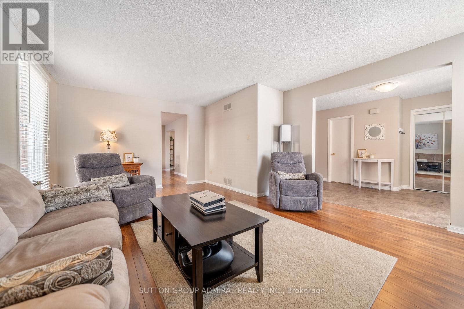 195 Ridge Road, Caledon, Ontario  L7E 4V8 - Photo 8 - W12894736