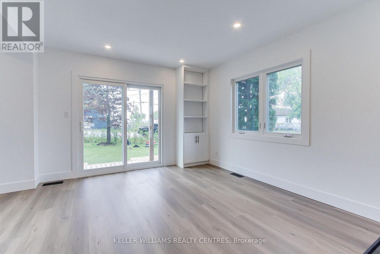 353 Pasadena Drive, Georgina (Keswick South), Ontario  L4P 2Z2 - Photo 10 - N12843118