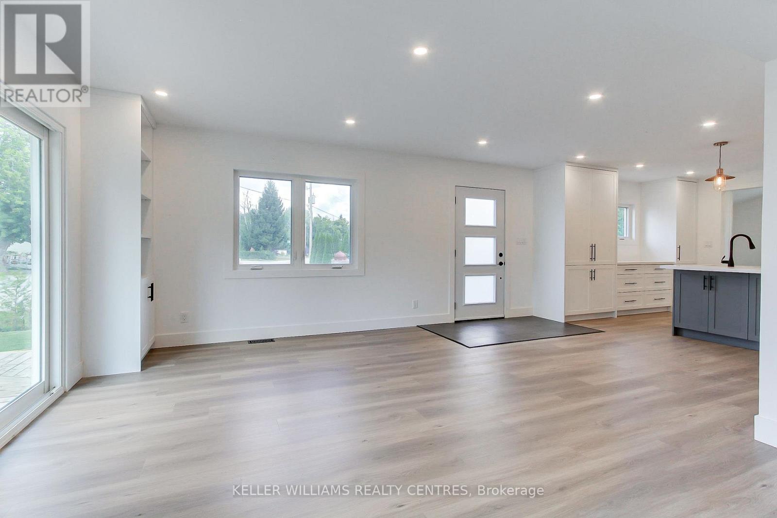 353 Pasadena Drive, Georgina (Keswick South), Ontario  L4P 2Z2 - Photo 8 - N12843118