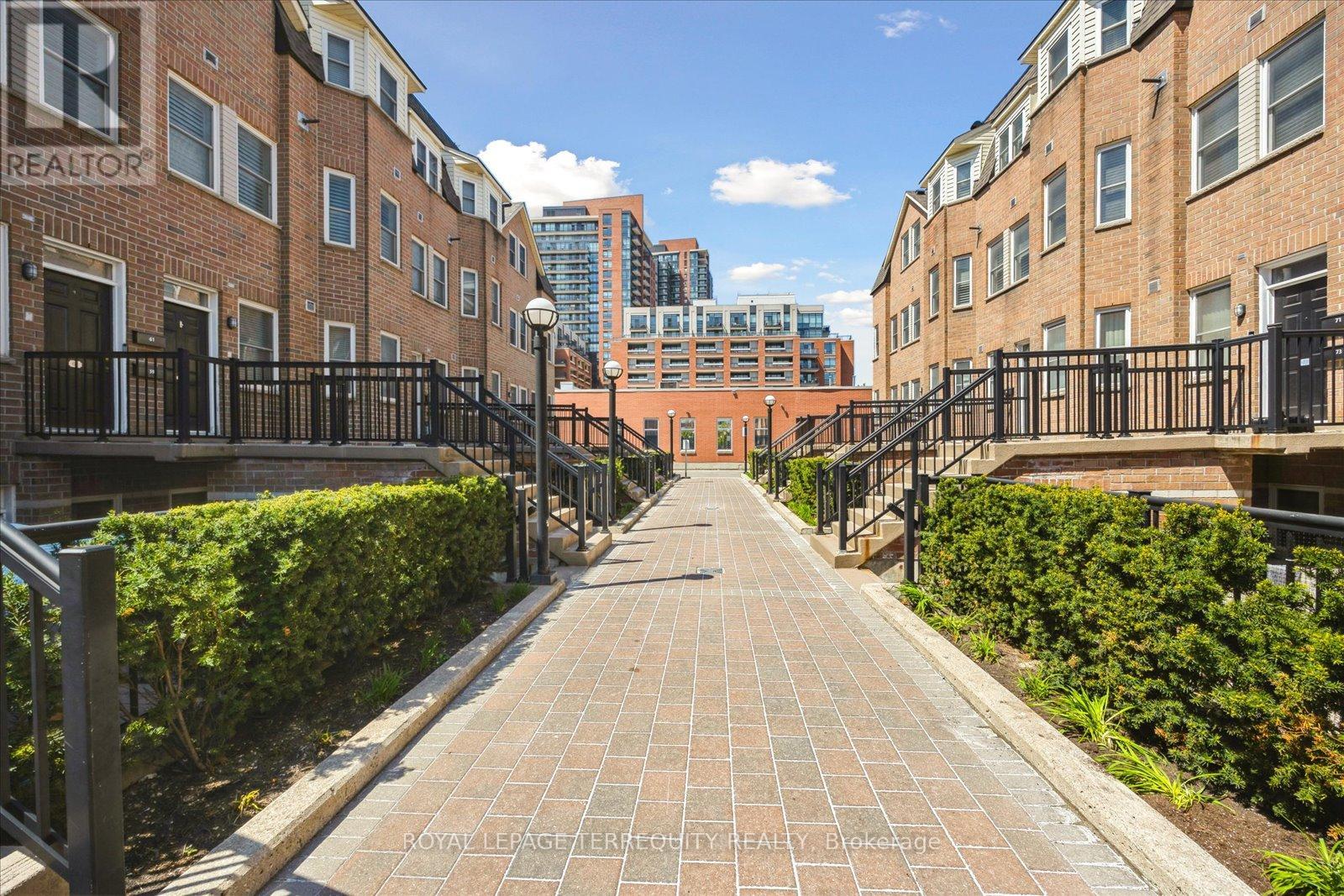 61 - 760 Lawrence Avenue W, Toronto, Ontario  M6A 3E7 - Photo 3 - W12895448