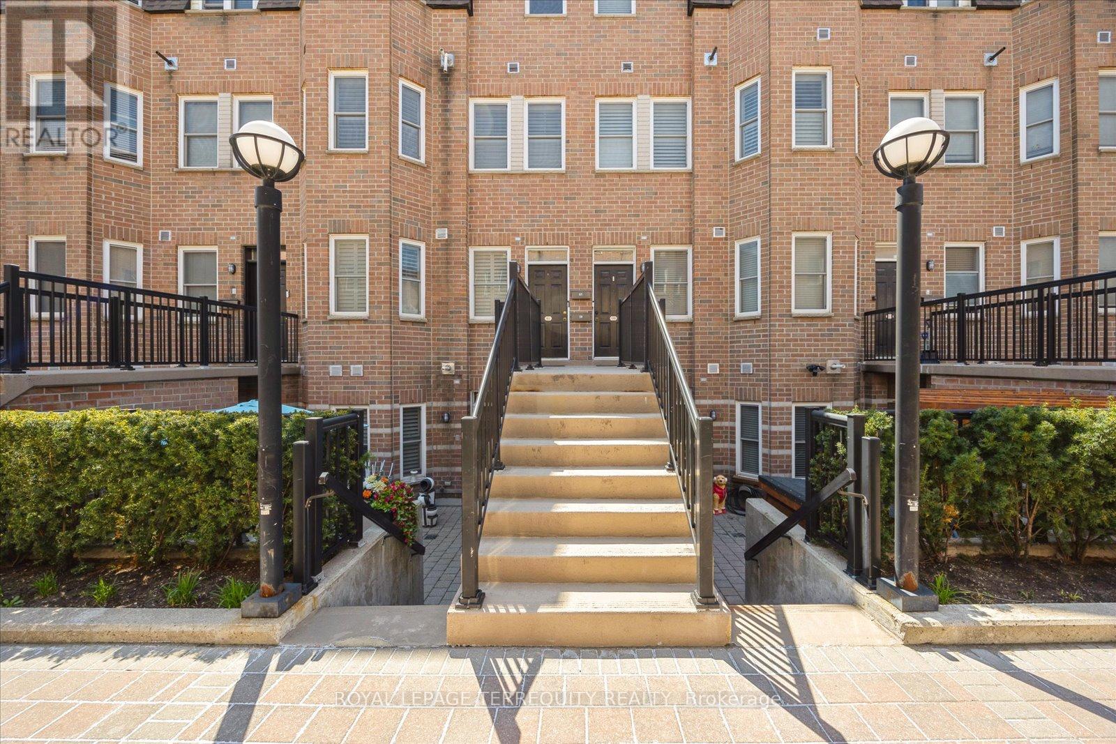 61 - 760 Lawrence Avenue W, Toronto, Ontario  M6A 3E7 - Photo 4 - W12895448