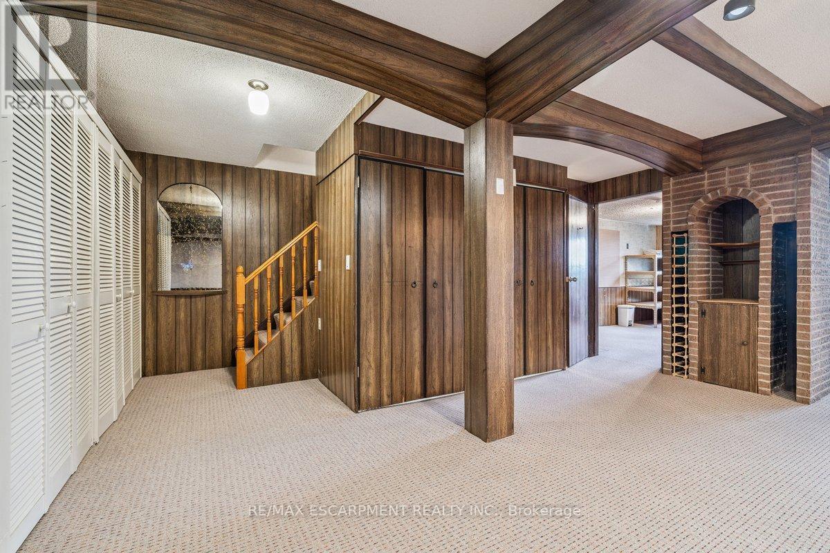 4 - 1552 Kerns Road, Burlington, Ontario  L7P 3A7 - Photo 17 - W12895570