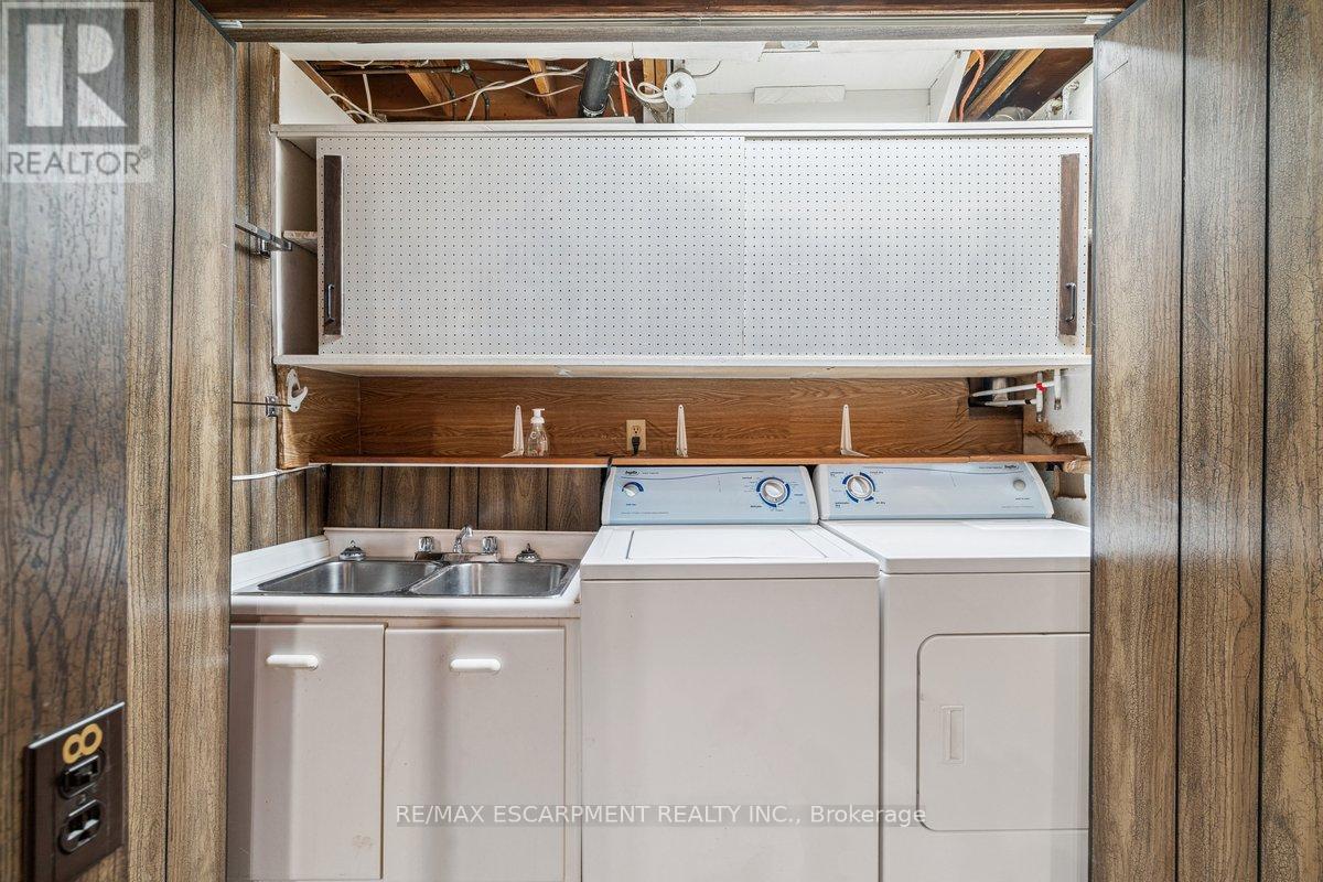 4 - 1552 Kerns Road, Burlington, Ontario  L7P 3A7 - Photo 23 - W12895570