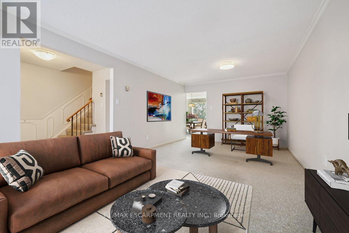 4 - 1552 Kerns Road, Burlington, Ontario  L7P 3A7 - Photo 5 - W12895570