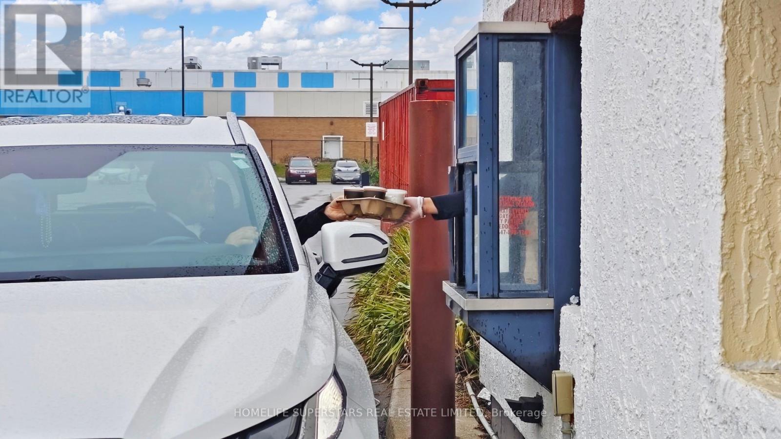 2068 Kipling Avenue, Toronto, Ontario  M9W 4J9 - Photo 3 - W12895592