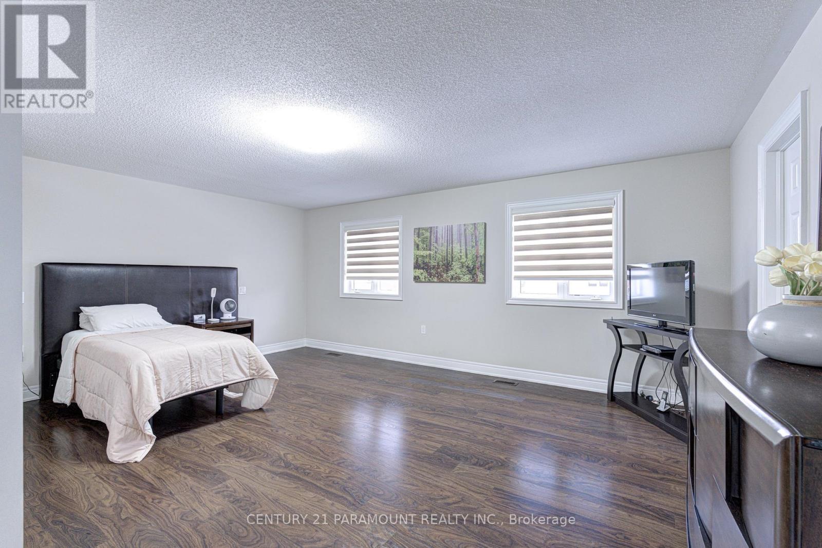 563 Dougall Avenue E, Caledon, Ontario  L7C 3Z4 - Photo 25 - W12895598