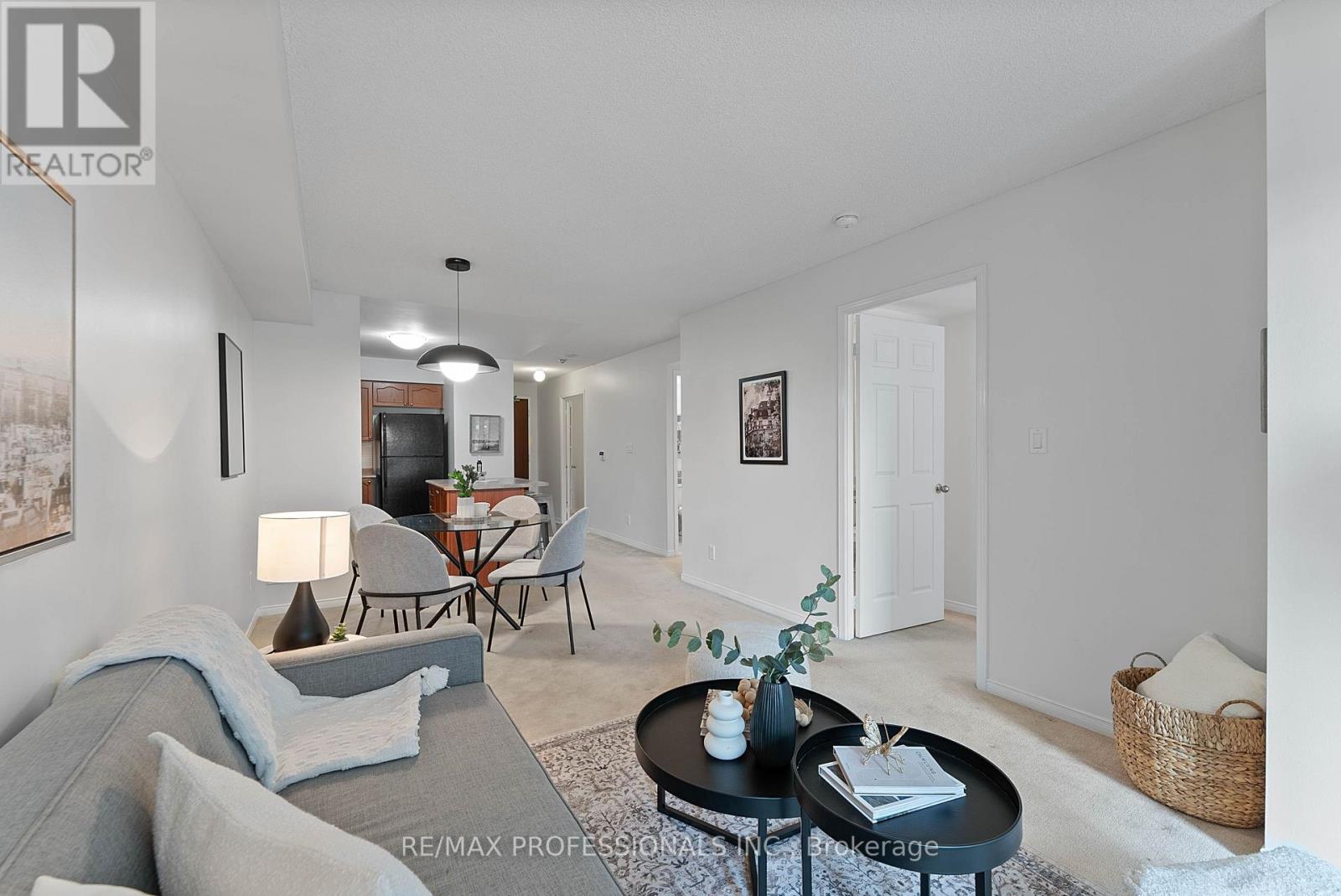 206 - 7 Michael Power Place, Toronto, Ontario  M9A 0A4 - Photo 17 - W12895608