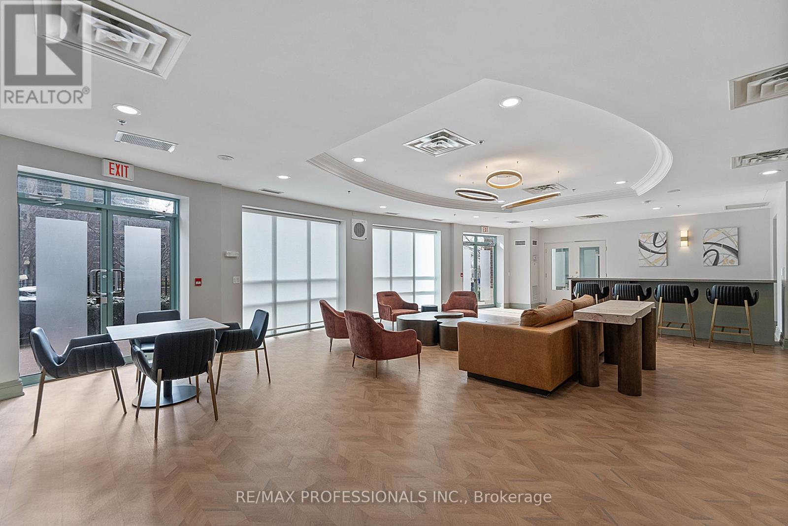 206 - 7 Michael Power Place, Toronto, Ontario  M9A 0A4 - Photo 36 - W12895608