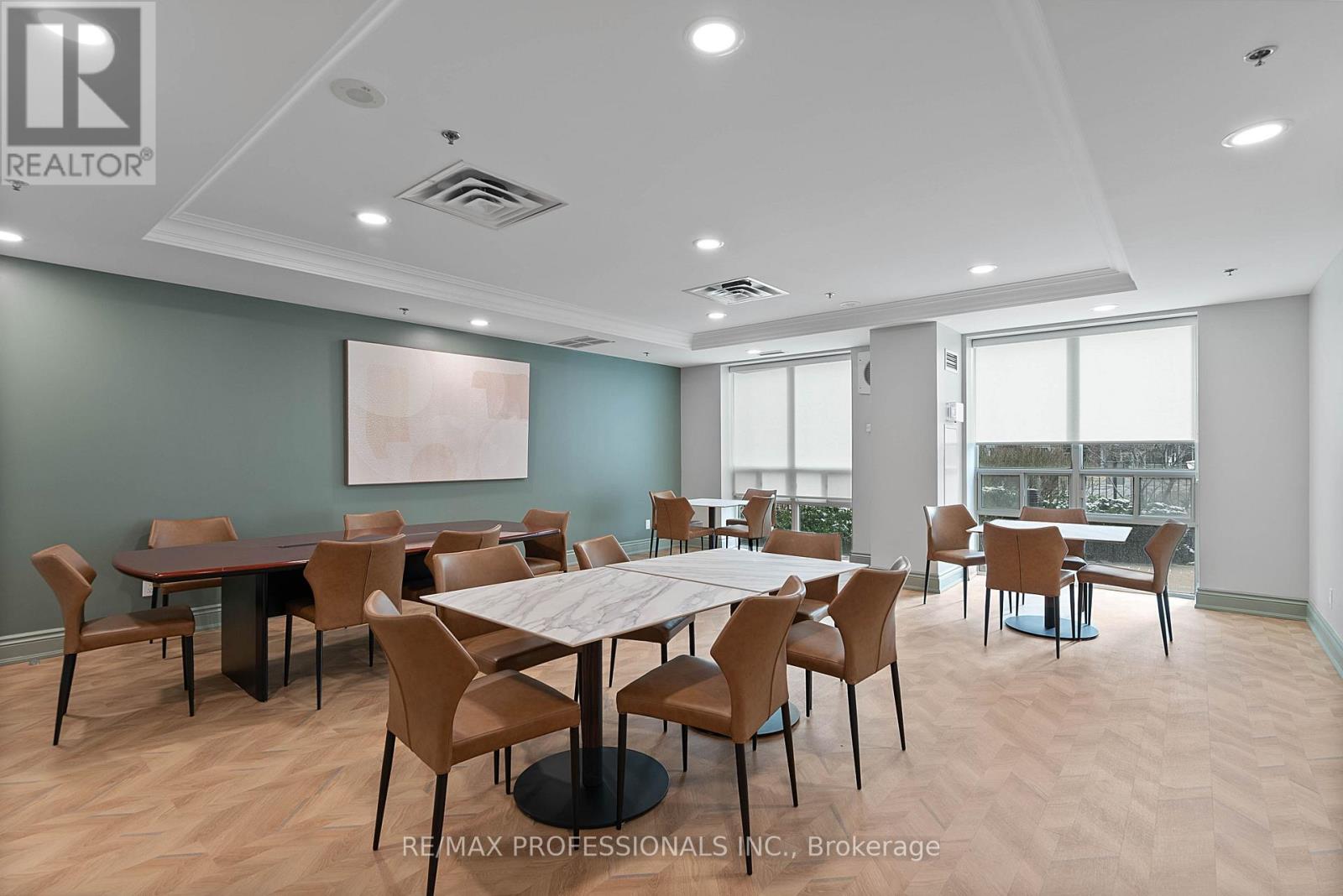 206 - 7 Michael Power Place, Toronto, Ontario  M9A 0A4 - Photo 40 - W12895608